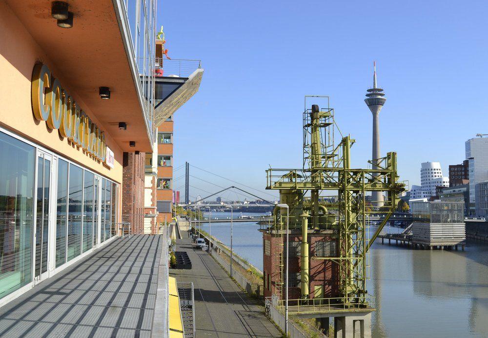 Hotel Courtyard By Marriott Duesseldorf Hafen Extérieur photo