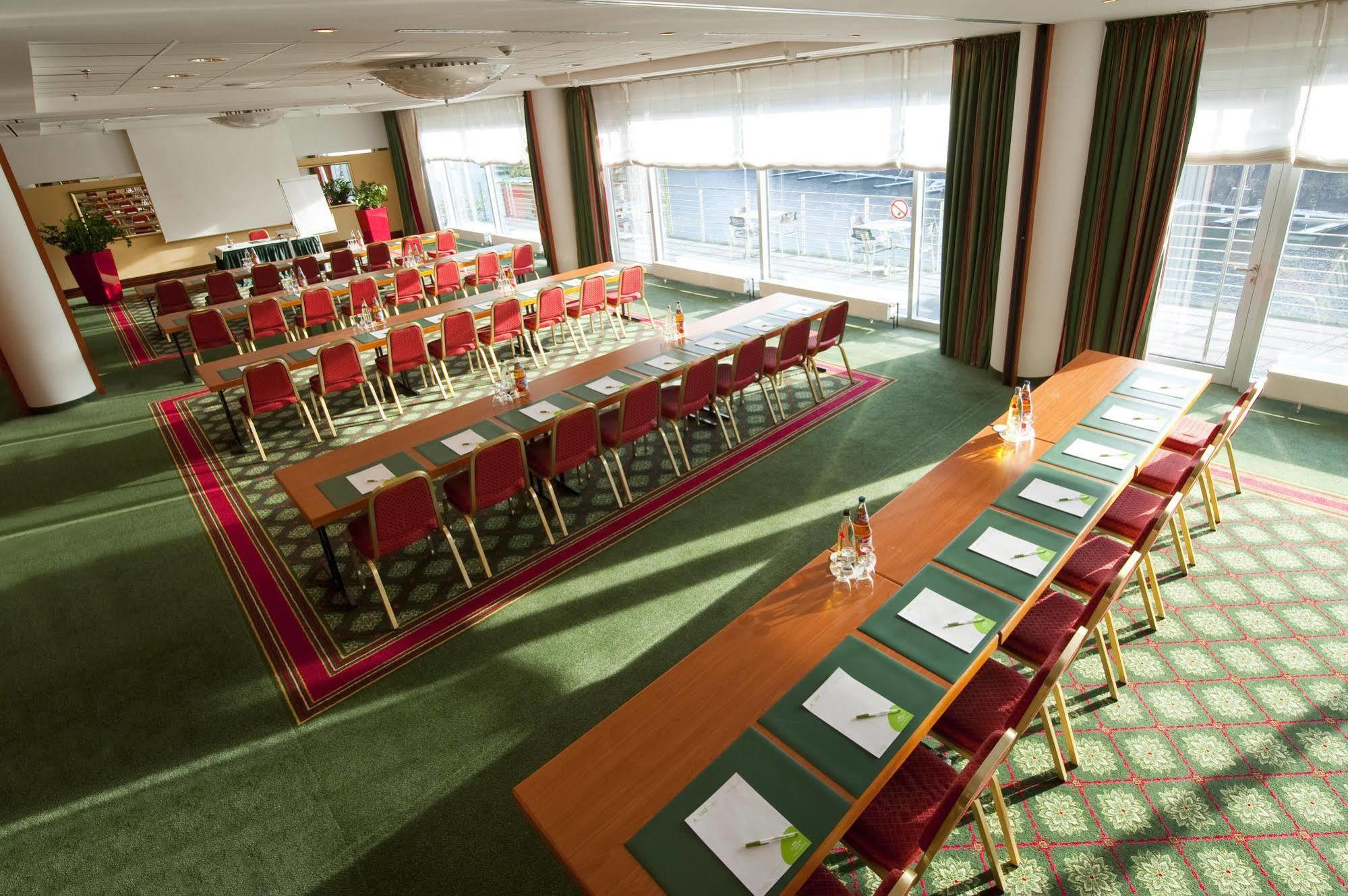 Hotel Courtyard By Marriott Duesseldorf Hafen Extérieur photo