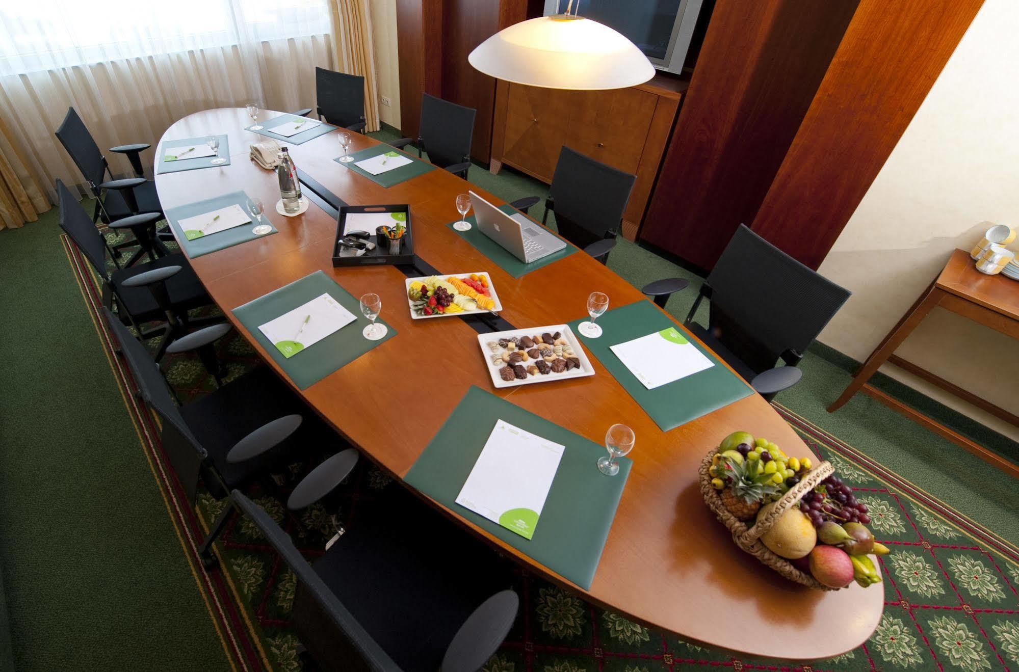 Hotel Courtyard By Marriott Duesseldorf Hafen Extérieur photo
